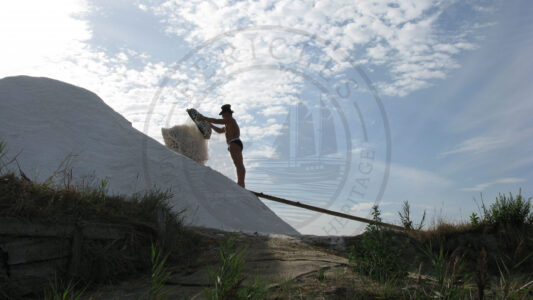 Traditional way of storing salt in the saltpans (Aveiro municipality, Ria de Aveiro region)